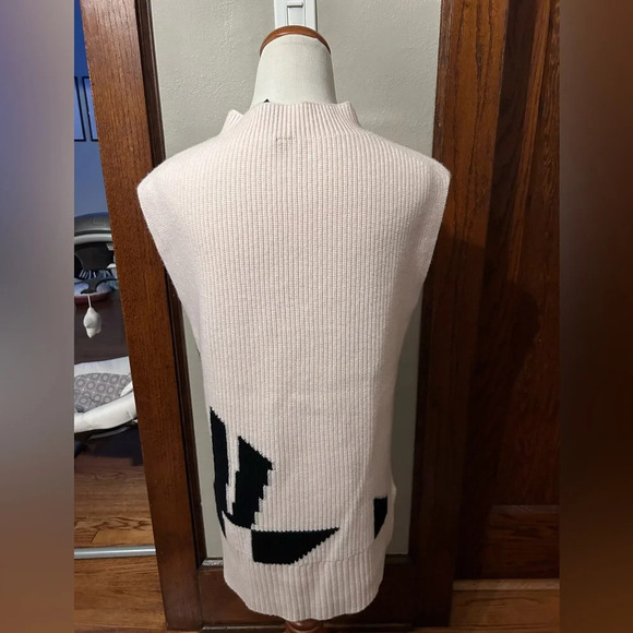 Marc Cain Cashmere and Wool Sweater Vest‎ - Picture 5 of 10